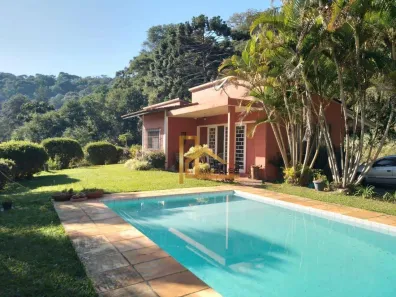 Casa com 4 Quartos à venda, 133m² no Golfe, Teresópolis