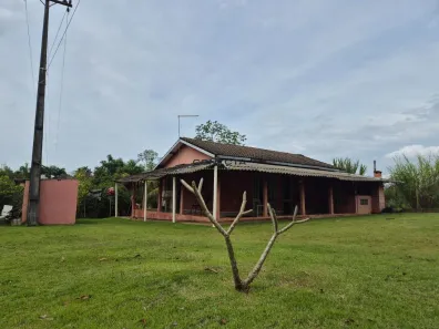 Fazenda/Sítio com 3 Quartos à venda, 120m² no , Ibiporã