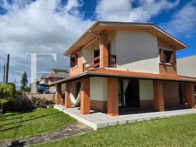 Casa com 4 Quartos à venda, 271m² no XANGRI-LÁ, Xangri-lá