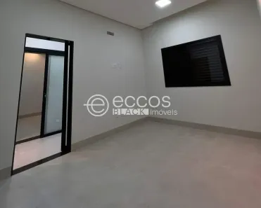 Casa com 3 Quartos à venda, 165m² no Laranjeiras, Uberlândia