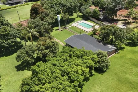 Fazenda/Sítio com 4 Quartos à venda, 8251m² no Jardim Novo Mundo, Goiânia