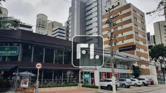 Prédio Comercial à venda, 1637m² no Cidade Monções, São Paulo