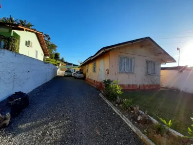 Lote/Terreno à venda, 648m² no Floresta, Joinville