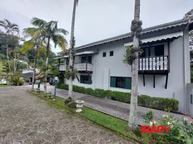 Imóvel Comercial para alugar, 328m² no Carvoeira, Florianópolis