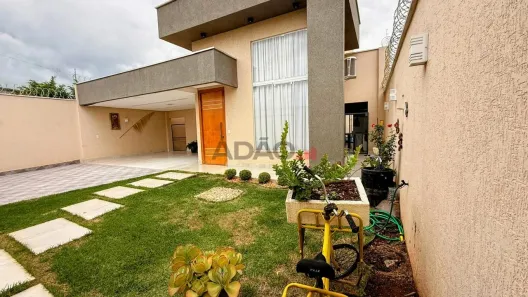 Casa com 3 Quartos à venda, 300m² no Residencial Jardim Canedo III, Senador Canedo