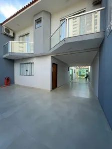 Casa com 3 Quartos à venda, 193m² no Vila Bosque, Maringá