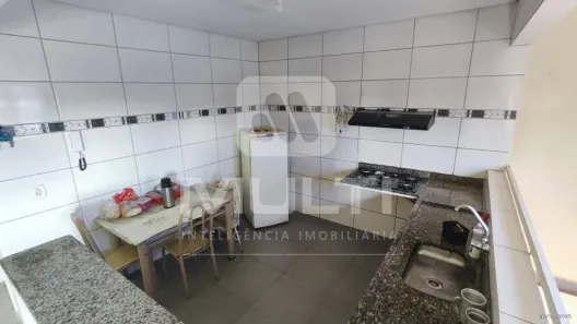 Apartamento com 3 Quartos para alugar, 100m² no São Jorge, Uberlândia