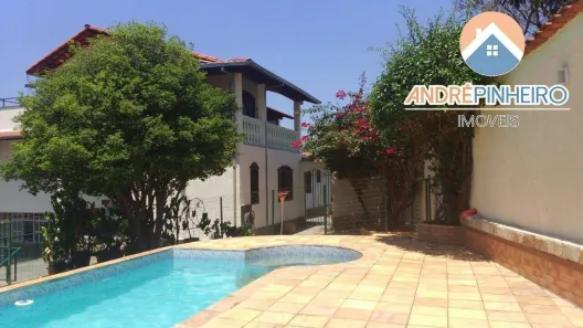 Casa com 5 Quartos à venda, 400m² no Planalto, Belo Horizonte