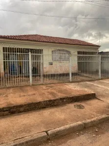 Casa com 3 Quartos à venda, 220m² no Morada Nobre, Valparaíso de Goiás