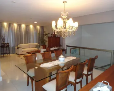 Casa com 3 Quartos à venda, 420m² no Parque São Quirino, Campinas