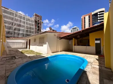 Casa com 4 Quartos à venda, 180m² no Lagoa Nova, Natal