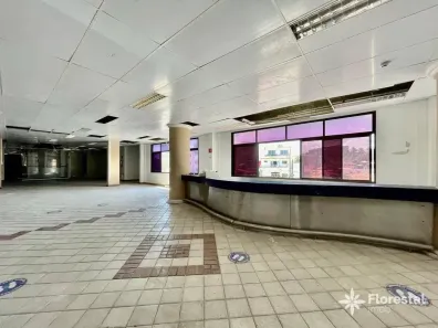 Sala Comercial para alugar, 230m² no Boca do Rio, Salvador