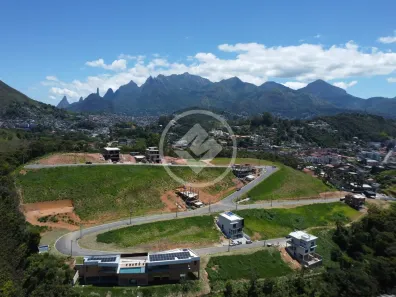 Lote/Terreno à venda, 484m² no Ermitage, Teresópolis