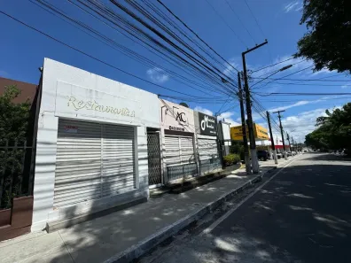 Lote/Terreno à venda, 320m² no Lagoa Nova, Natal