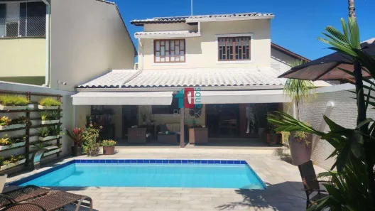 Casa de Condomínio com 4 Quartos à venda, 186m² no Anil, Rio de Janeiro