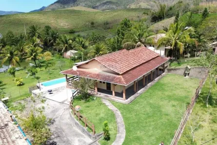 Fazenda/Sítio com 2 Quartos à venda, 4000m² no Bela Vista, Rio Bonito