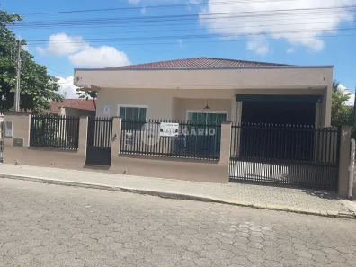 Casa com 4 Quartos à venda, 180m² no Centro, Penha