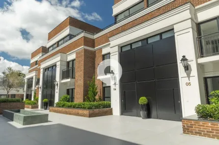 Casa com 3 Quartos à venda, 267m² no Ahú, Curitiba