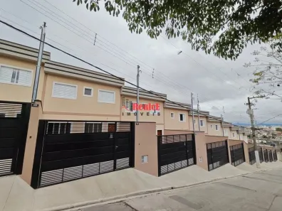 Sobrado com 2 Quartos à venda, 69m² no Vila Aurea, São Paulo
