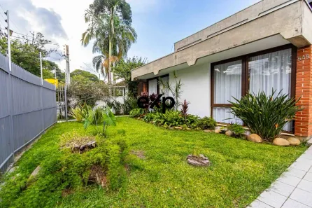 Casa com 4 Quartos à venda, 350m² no Jardim Social, Curitiba