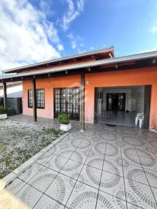 Casa com 3 Quartos à venda, 184m² no Adhemar Garcia, Joinville