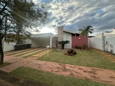 Casa de Condomínio com 3 Quartos à venda, 180m² no Parque Residencial Damha, Araraquara