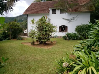 Casa com 3 Quartos à venda, 142m² no Panorama, Teresópolis