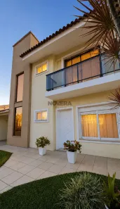 Sobrado com 3 Quartos à venda, 229m² no Três Vendas, Pelotas