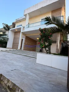 Casa de Condomínio com 4 Quartos à venda, 257m² no Marivan, Aracaju
