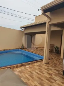 Casa com 3 Quartos à venda, 151m² no Centro, Araraquara