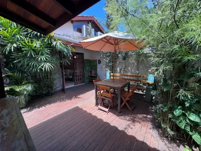 Casa de Condomínio com 3 Quartos à venda, 94m² no Maresias, São Sebastião