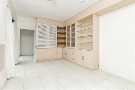 Sala Comercial à venda, 34m² no Auxiliadora, Porto Alegre