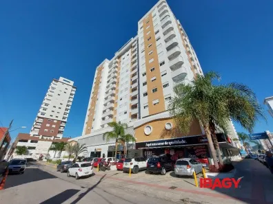 Apartamento com 2 Quartos para alugar, 60m² no Pagani, Palhoça