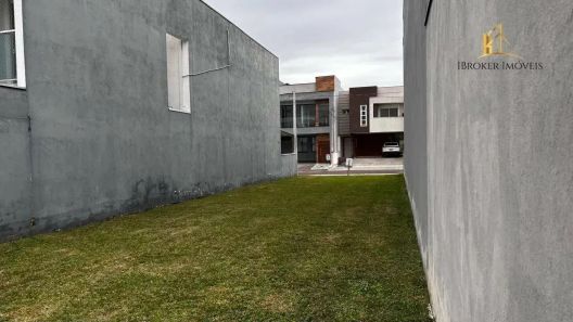 Lote/Terreno à venda, 212m² no Uberaba, Curitiba