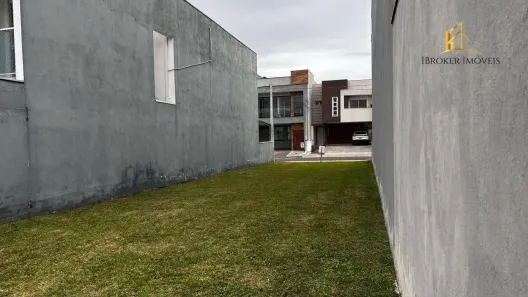 Lote/Terreno à venda, 212m² no Uberaba, Curitiba