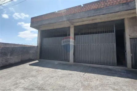 Galpão/Depósito/Armazém à venda, 900m² no Santa Cecília, Barbacena