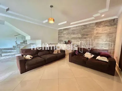 Casa com 5 Quartos à venda, 343m² no Cabral, Contagem