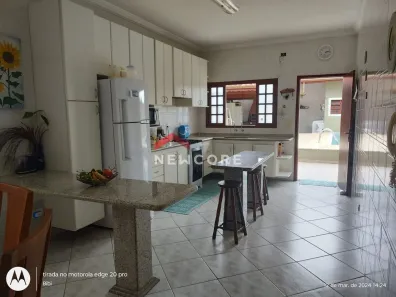 Casa com 4 Quartos à venda, 250m² no Vila Atlântica, Caraguatatuba