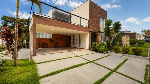 Casa de Condomínio com 3 Quartos à venda, 350m² no Grama, Juiz de Fora