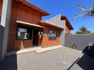 Casa com 2 Quartos para alugar, 50m² no Gravatá, Navegantes
