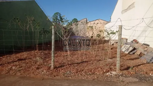 Lote/Terreno à venda, 250m² no Laranjeiras, Uberlândia