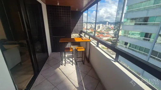 Apartamento com 3 Quartos para alugar, 100m² no Centro, Balneário Camboriú