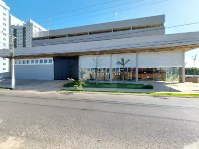 Prédio Comercial para alugar, 4400m² no Martins, Uberlândia