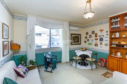 Apartamento com 2 Quartos à venda, 75m² no Mont Serrat, Porto Alegre