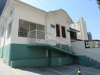 Imóvel Comercial com 4 Quartos para alugar, 250m² no Vila Itapura, Campinas