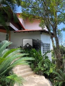 Casa com 4 Quartos à venda, 290m² no Badu, Niterói
