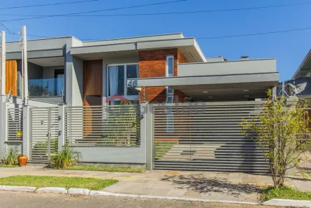 Sobrado com 3 Quartos à venda, 206m² no Igara, Canoas