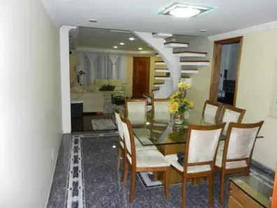 Sobrado com 4 Quartos à venda, 242m² no Vila Metalúrgica, Santo André