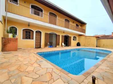 Casa com 5 Quartos à venda, 335m² no Jardim Colombo, Itapetininga