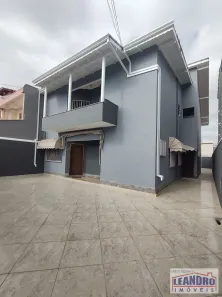Sobrado com 4 Quartos à venda, 243m² no Vila Nova Socorro, Mogi das Cruzes